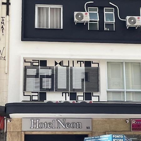 Hotel Neon - próximo a 25 de março, Bom Retiro e Brás, á 2min do mirante Sampa SKY e pista de skate Anhangabaú São Paulo Extérieur photo