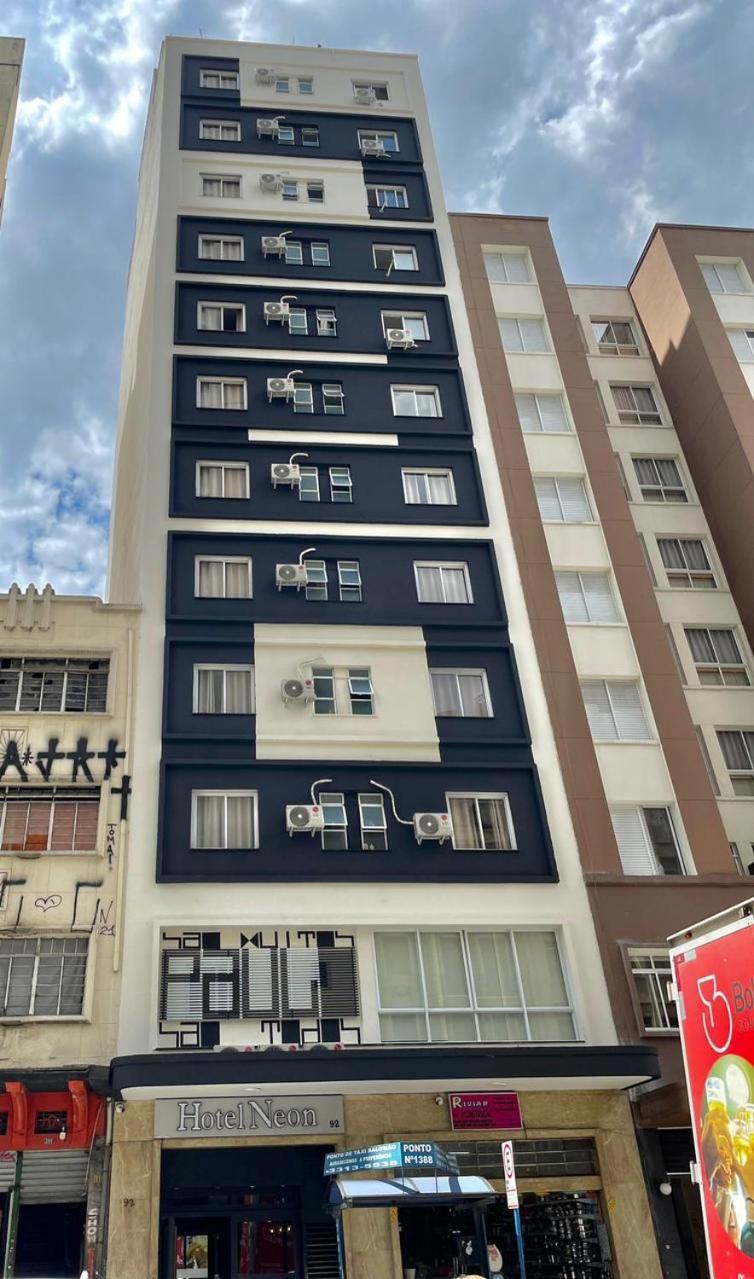 Hotel Neon - próximo a 25 de março, Bom Retiro e Brás, á 2min do mirante Sampa SKY e pista de skate Anhangabaú São Paulo Extérieur photo